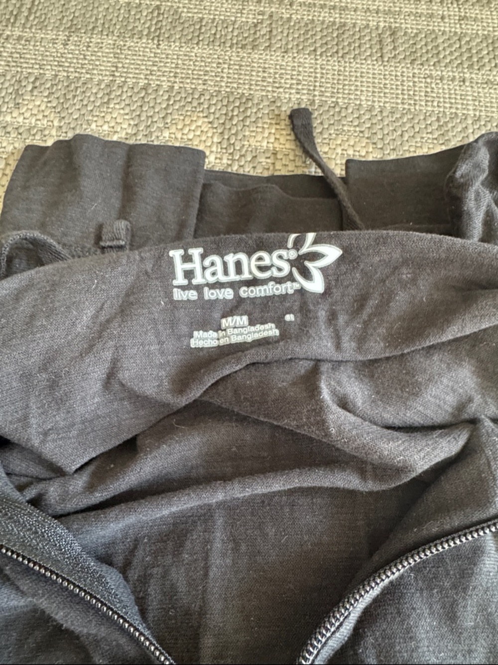 Hanes black and white two pack zip ups - Picture 3 of 4